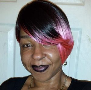 Meet your Posher, Nena